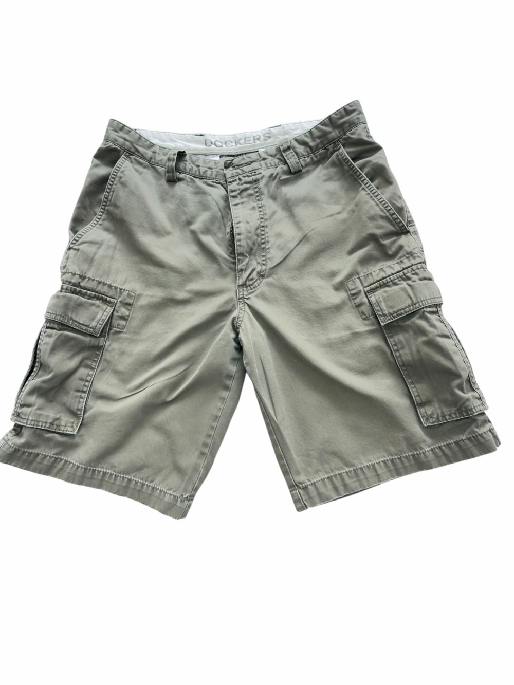 Dockers Men's Cargo Shorts in Olive (005)